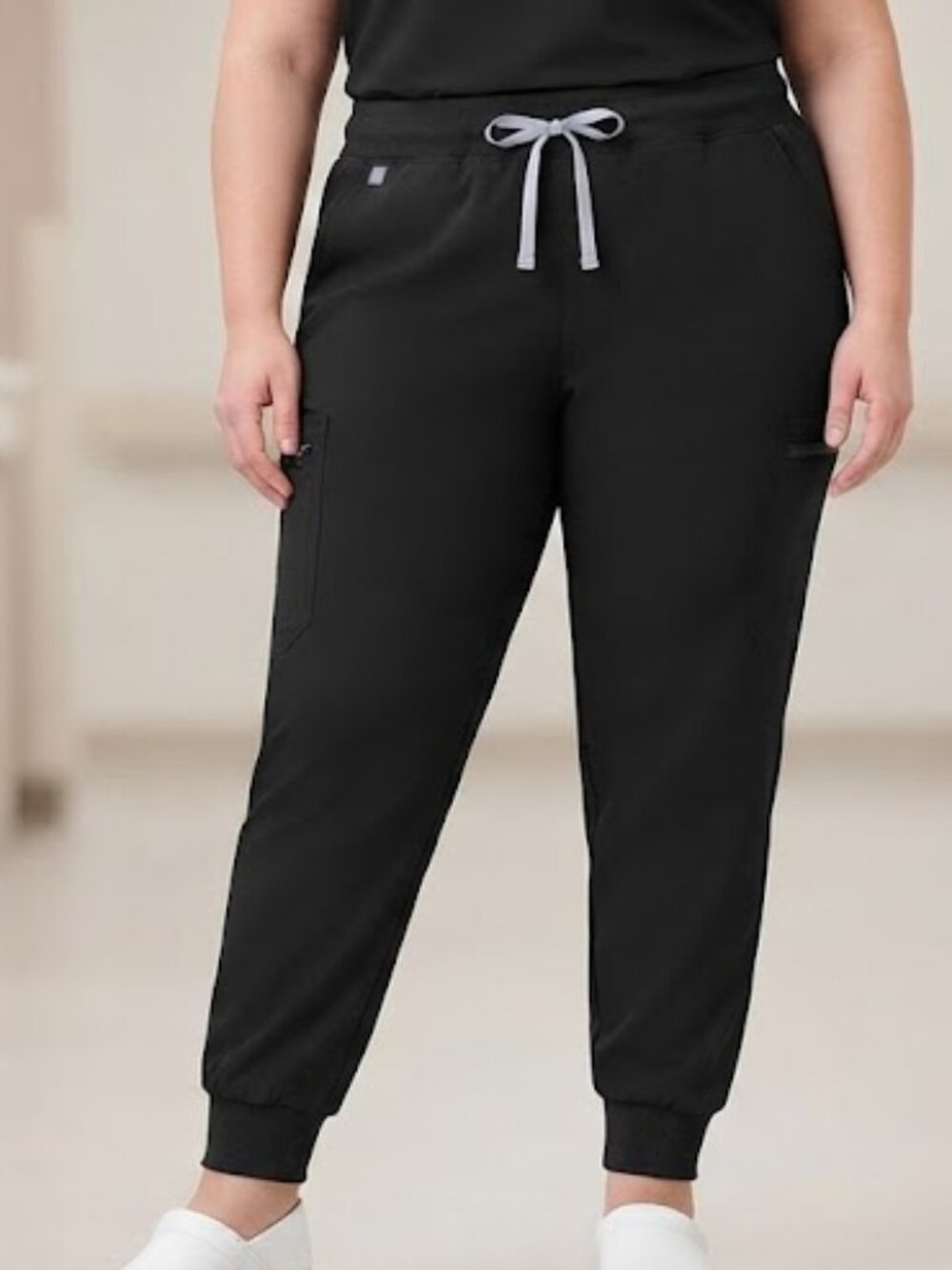 FIGS Zamora Black Drawstring Jogger Scrub Pant